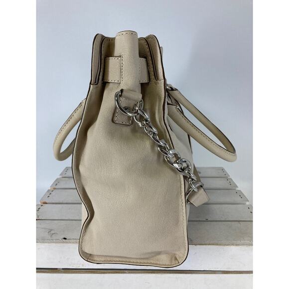 MICHAEL KORS HAMILTON LARGE IVORY LEATHER SHOULDER BAG - Picture 3 of 16